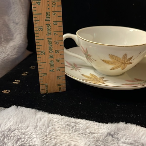 Royal Ming China Japan Maple Leaf Design Tea Cup & Saucer - Picture 10 of 10